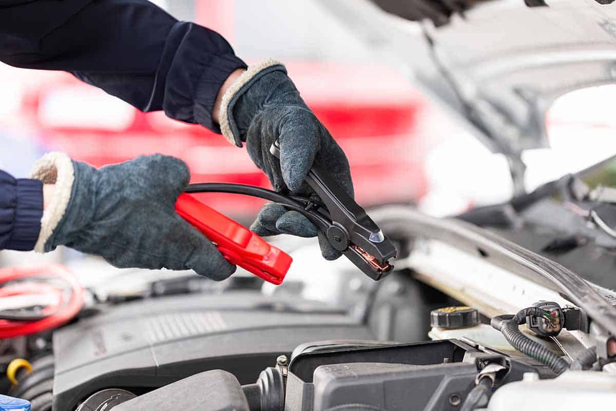 Car battery jump start service